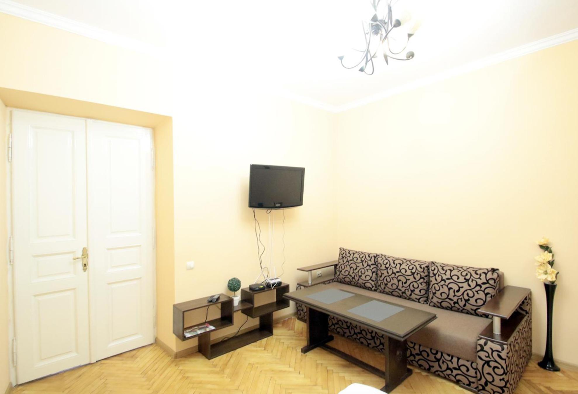 "Deluxe Apartments" K 45 - 1128 Lviv Ngoại thất bức ảnh
